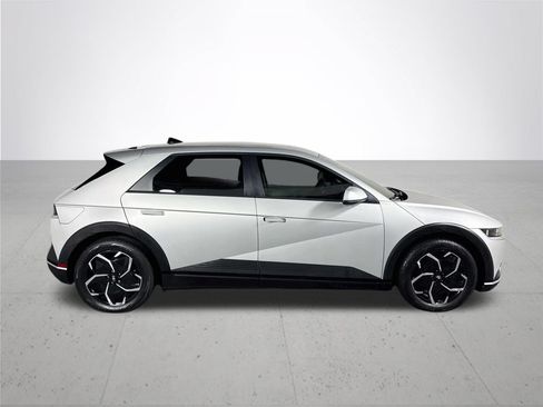 Used 2024 Hyundai Ioniq 5 SEL AWD/4WD image 5