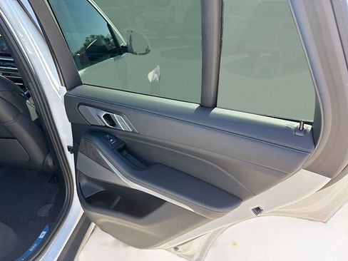 New 2025 BMW X5 xDrive50e w/ Climate Comfort Package image 35