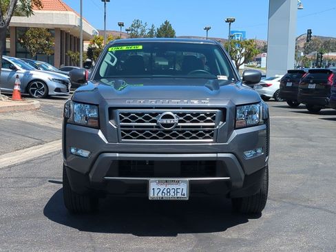 Certified 2024 Nissan Frontier SV w/ Technology Package RWD image 2