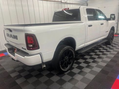 Used 2025 RAM 2500 Big Horn AWD/4WD image 2