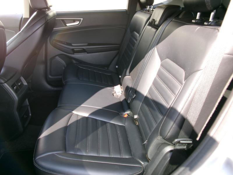 Used 2024 Ford Edge SEL AWD/4WD image 10