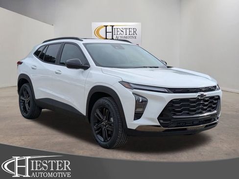 New 2026 Chevrolet Trax ACTIV w/ Sunroof Package image 1