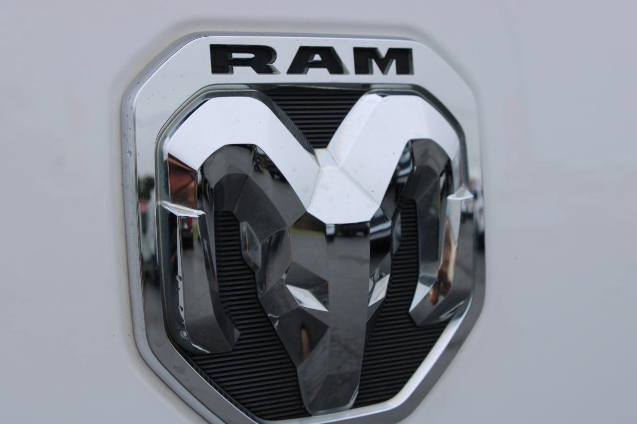 Used 2023 RAM 1500 Big Horn AWD/4WD image 7