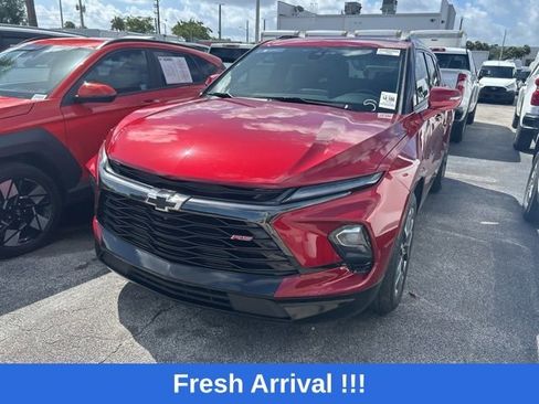 Used 2024 Chevrolet Blazer RS w/ Driver Confidence II Package image 2