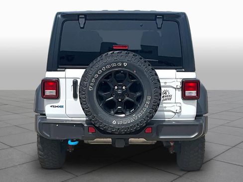 Used 2023 Jeep Wrangler Unlimited w/ Cold Weather Group AWD/4WD image 5