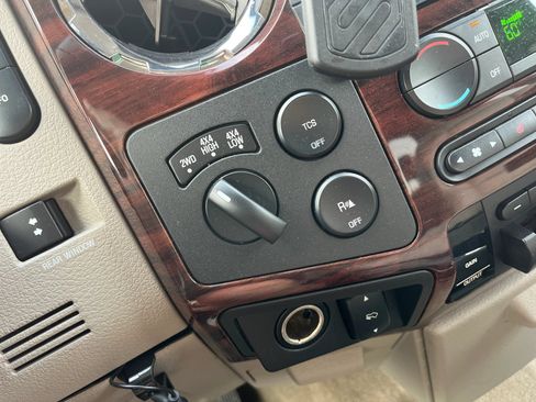Used 2008 Ford F350 Lariat AWD/4WD image 21