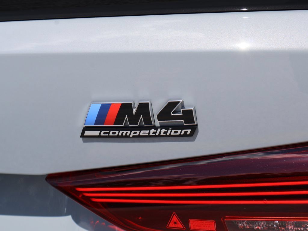 Used 2026 BMW M4 xDrive Competition AWD/4WD image 8