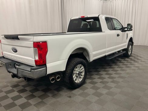 Used 2019 Ford F250 XLT w/ Camper Package AWD/4WD image 5