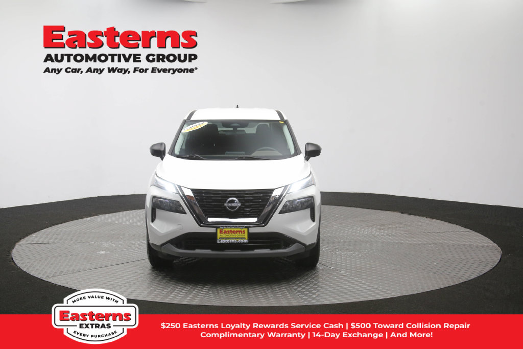 Used 2023 Nissan Rogue S AWD/4WD image 55