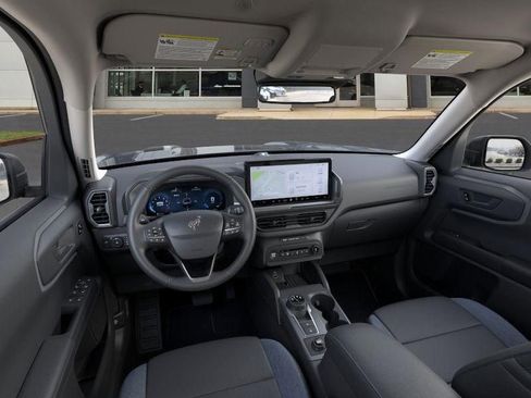 New 2025 Ford Bronco Sport Outer Banks w/ Outer Banks Tech Package+ AWD/4WD image 9