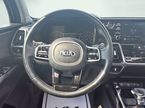 Used 2021 Kia Sorento EX w/ Panoramic Sunroof Package AWD/4WD image 19