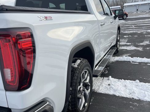 Used 2023 GMC Sierra 1500 SLT w/ SLT Premium Package image 10