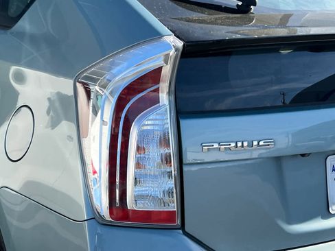 Used 2013 Toyota Prius Four image 20