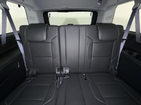 Used 2015 Chevrolet Suburban LTZ AWD/4WD image 26