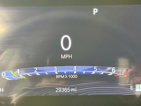 Used 2023 Jeep Grand Cherokee L Limited RWD image 12