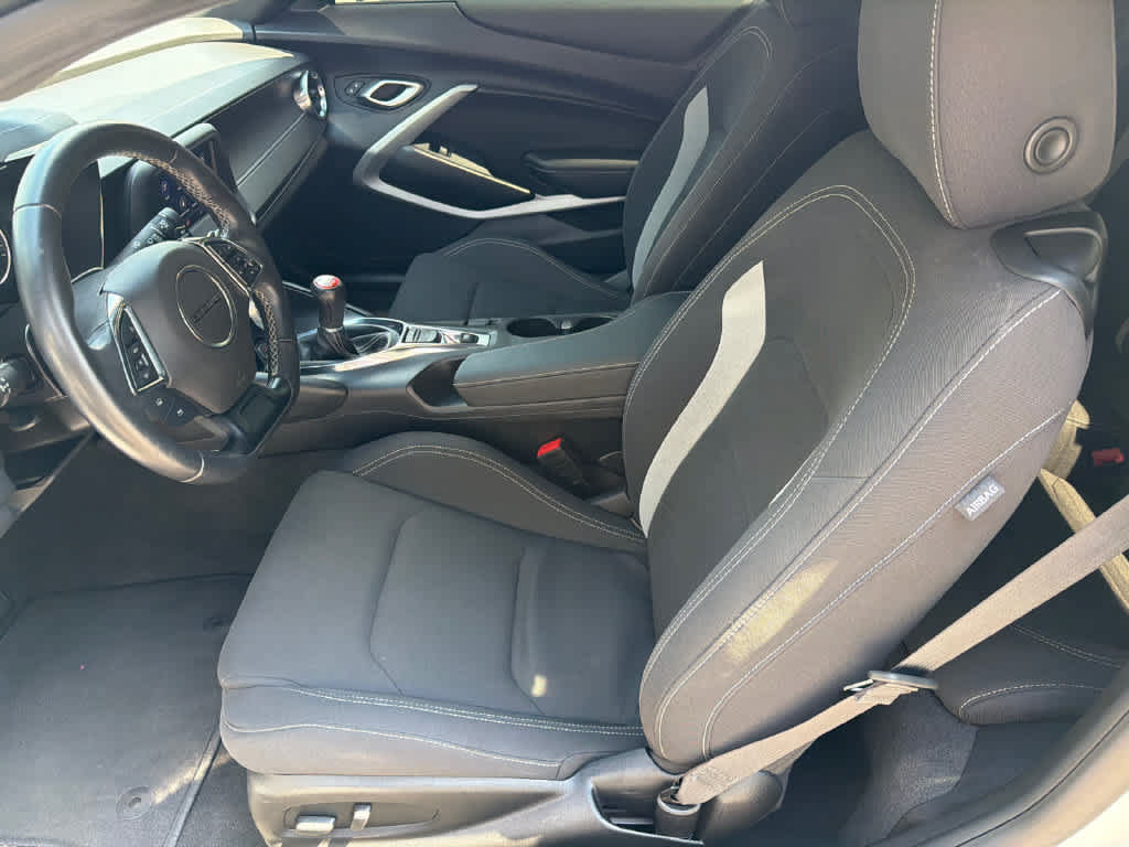 Used 2023 Chevrolet Camaro LT RWD image 10