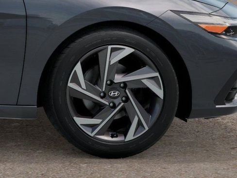 New 2026 Hyundai Elantra Limited image 9