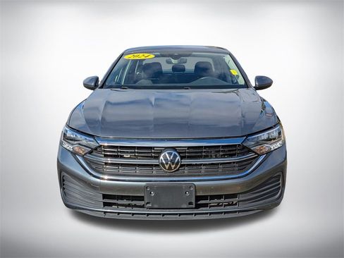 Used 2024 Volkswagen Jetta S image 9