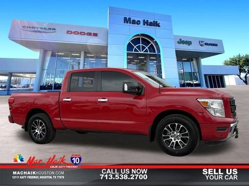 Used 2021 Nissan Titan SV w/ SV Convenience Package RWD image 1