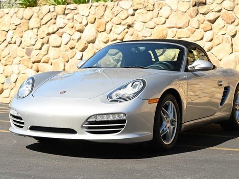 Used 2010 Porsche Boxster image 12