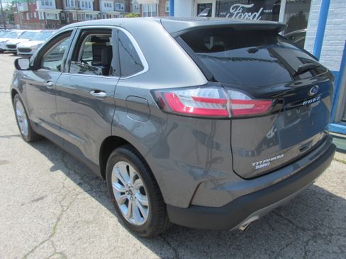 Certified 2024 Ford Edge Titanium image 6