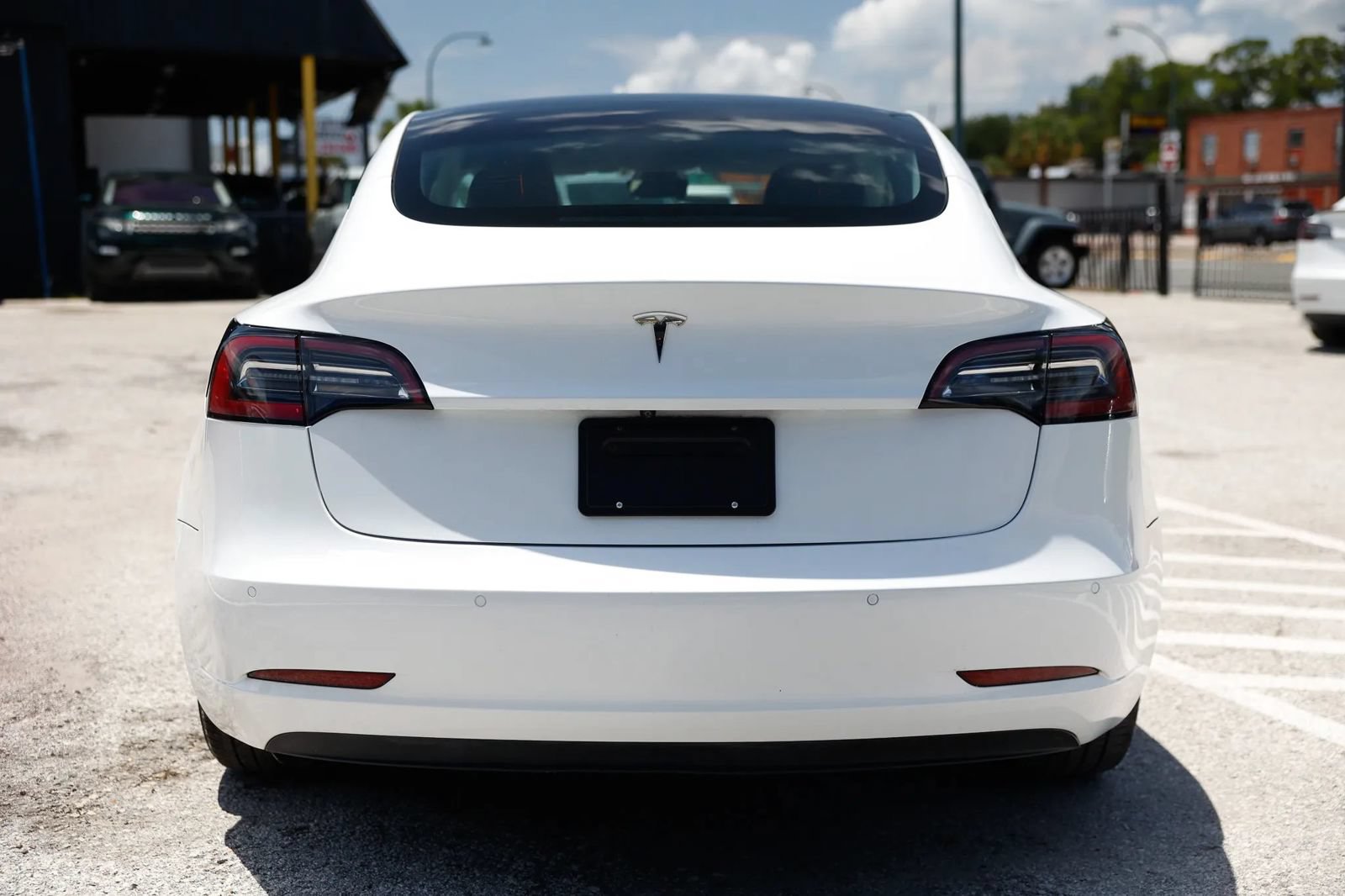 Used 2021 Tesla Model 3 Standard Range Plus RWD image 5