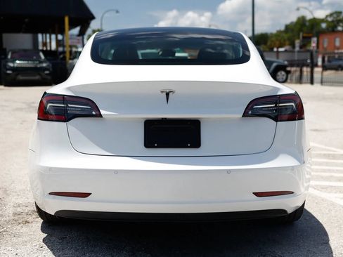 Used 2021 Tesla Model 3 Standard Range Plus RWD image 5