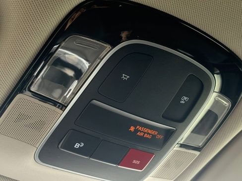 Used 2025 Hyundai Tucson SE FWD image 28