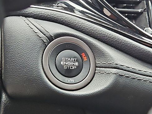 Used 2022 Dodge Durango SXT w/ Blacktop Package image 18