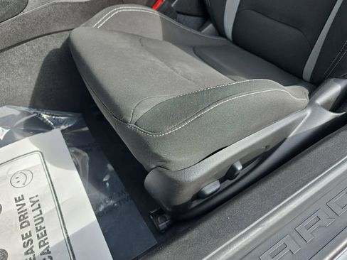 Used 2021 Chevrolet Camaro LT image 34