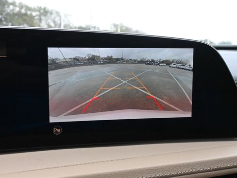 Certified 2024 Cadillac XT4 Luxury w/ Cold Weather Package image 13