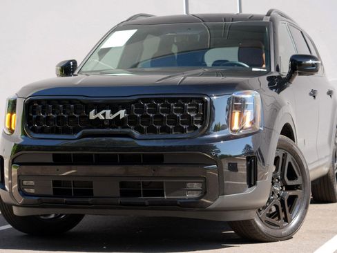 Used 2024 Kia Telluride SX Prestige X-Line AWD/4WD image 3