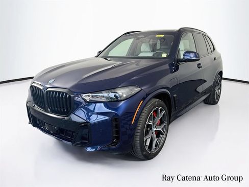Used 2025 BMW X5 xDrive50e w/ M Sport Package AWD/4WD image 3