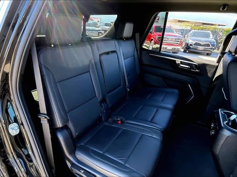 Certified 2025 Chevrolet Tahoe LT image 19