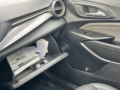 Certified 2024 Chevrolet Trax ACTIV w/ Sunroof Package image 34