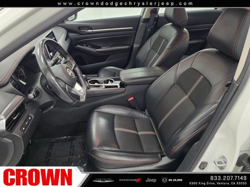 Used 2024 Nissan Altima 2.5 SR FWD image 20