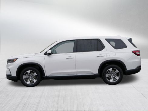 New 2025 Honda Pilot EX-L image 4