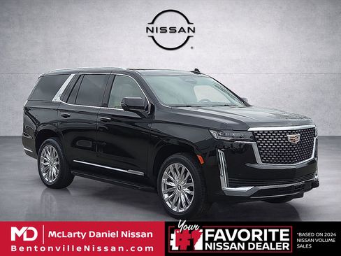 Used 2023 Cadillac Escalade Premium Luxury w/ Performance Package AWD/4WD image 1