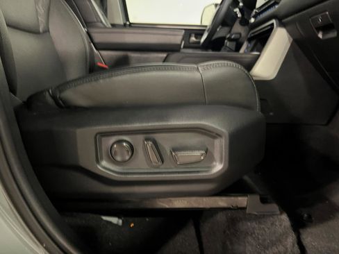 Used 2024 Toyota Tundra Limited w/ TRD Off-Road Package AWD/4WD image 38