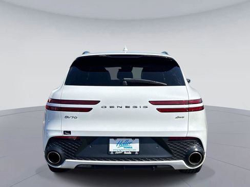 Used 2022 Genesis GV70 2.5T w/ Sport Prestige Package AWD/4WD image 5