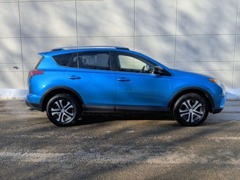 Used 2016 Toyota RAV4 LE image 4