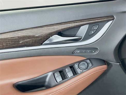 Used 2018 Buick Enclave Avenir w/ Avenir Technology Package image 19