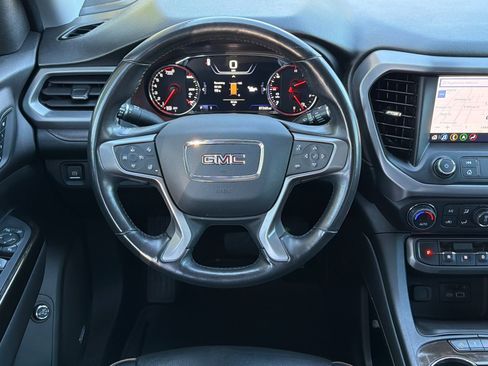 Used 2022 GMC Acadia AT4 w/ Technology Package AWD/4WD image 11
