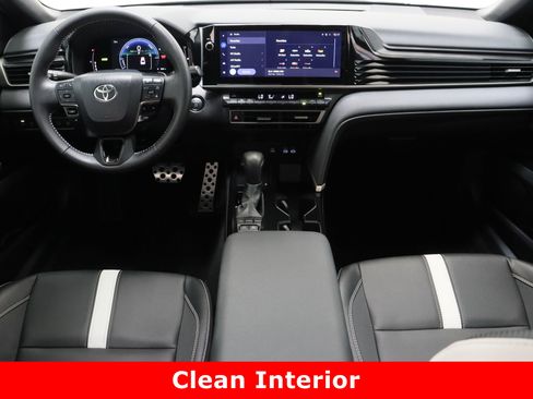 Used 2026 Toyota Camry SE w/ Multimedia Upgrade Package image 31