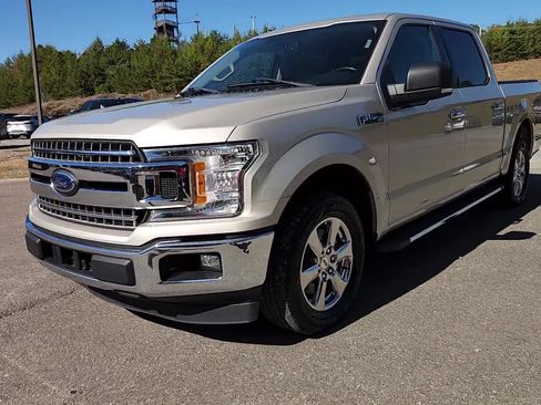 Used 2018 Ford F150 XLT w/ Equipment Group 302A Luxury image 11