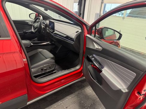 Used 2023 Volkswagen ID.4 Pro S image 22