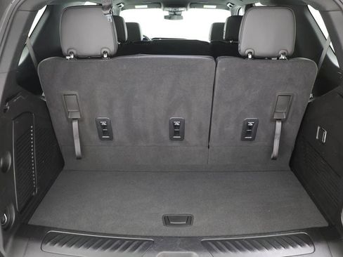 Used 2025 Chevrolet Tahoe LT image 30