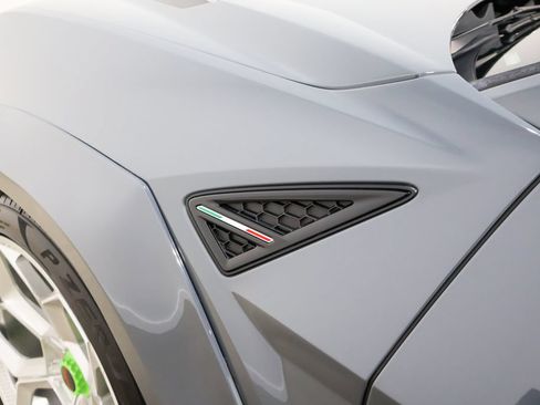 Used 2023 Lamborghini Urus S AWD/4WD image 92