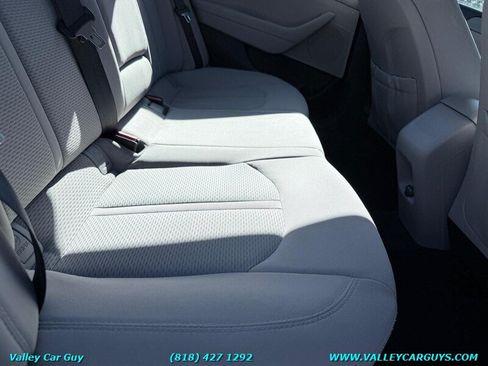 Used 2016 Hyundai Sonata SE FWD image 19