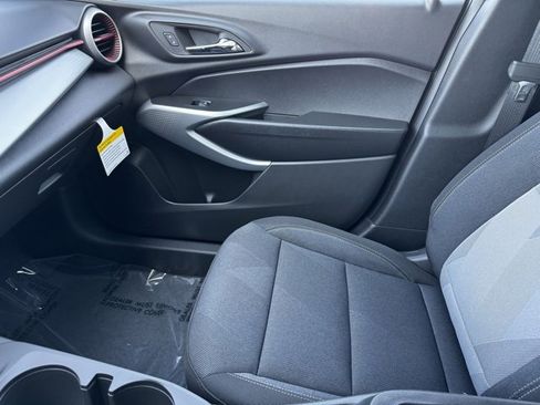 New 2026 Chevrolet Trax RS w/ Driver Confidence Package image 16